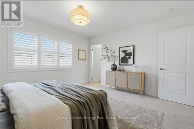2013 VERNE BOWEN STREET Oshawa (Kedron) Ontario photo 25