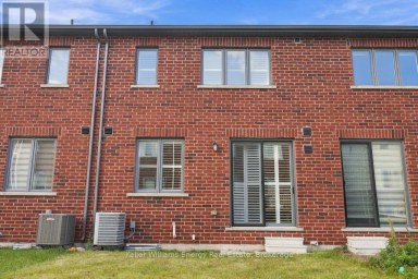 2013 VERNE BOWEN STREET Oshawa (Kedron) Ontario photo 41