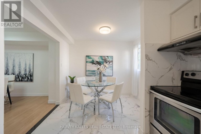 102 JENNY WREN WAY, Toronto (Hillcrest Village), Ontario, M2H2Z2