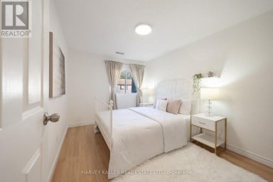 102 JENNY WREN WAY Toronto (Hillcrest Village) Ontario photo 31