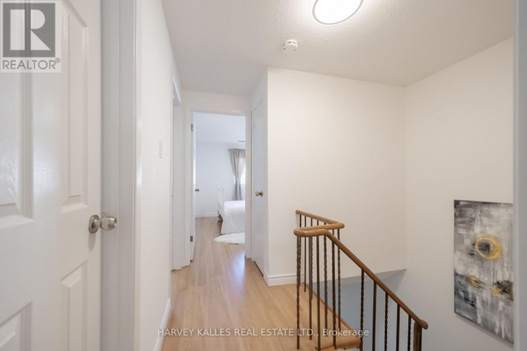 102 JENNY WREN WAY, Toronto (Hillcrest Village), Ontario, M2H2Z2