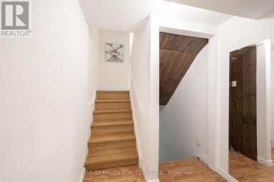 102 JENNY WREN WAY Toronto (Hillcrest Village) Ontario photo 42