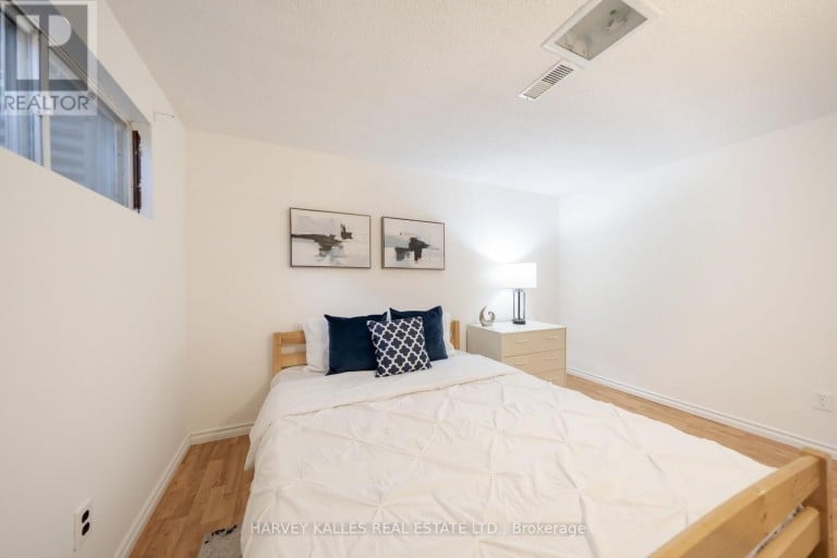 102 JENNY WREN WAY, Toronto (Hillcrest Village), Ontario, M2H2Z2