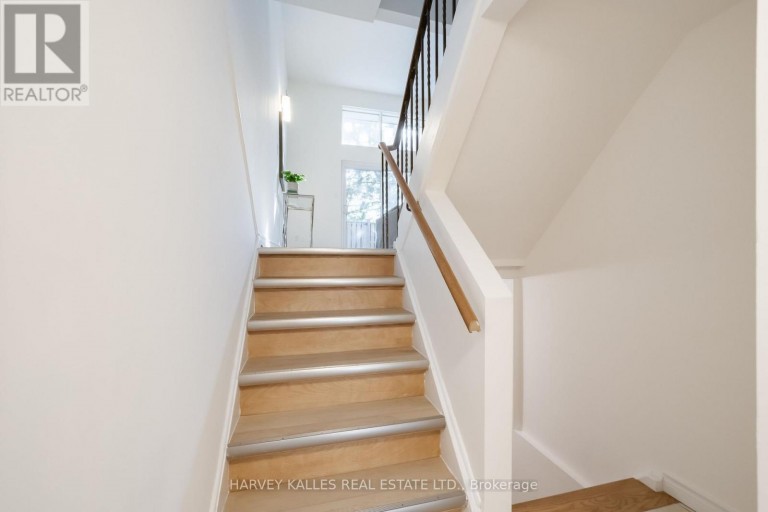 102 JENNY WREN WAY, Toronto (Hillcrest Village), Ontario, M2H2Z2