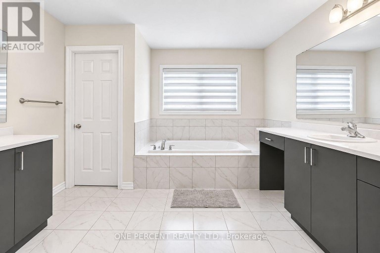 29 SANFORD CIRCLE, Springwater (Centre Vespra), Ontario, L9X2A8