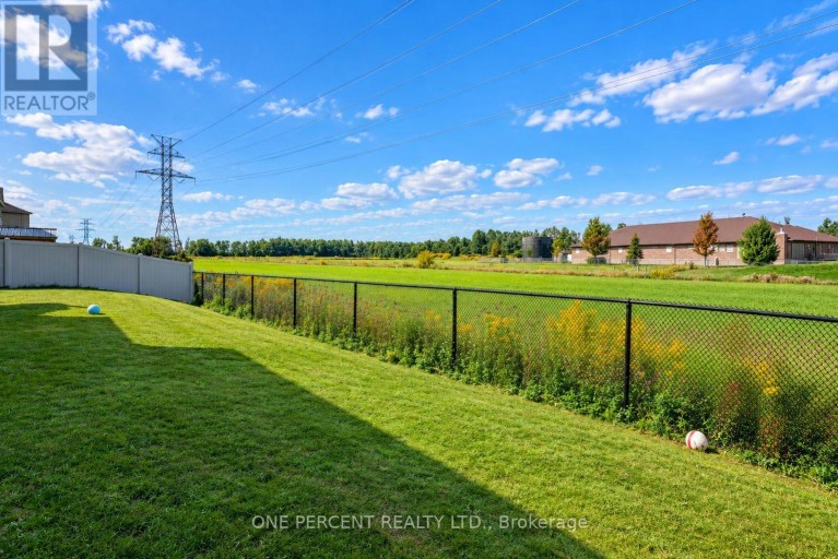 29 SANFORD CIRCLE, Springwater (Centre Vespra), Ontario, L9X2A8