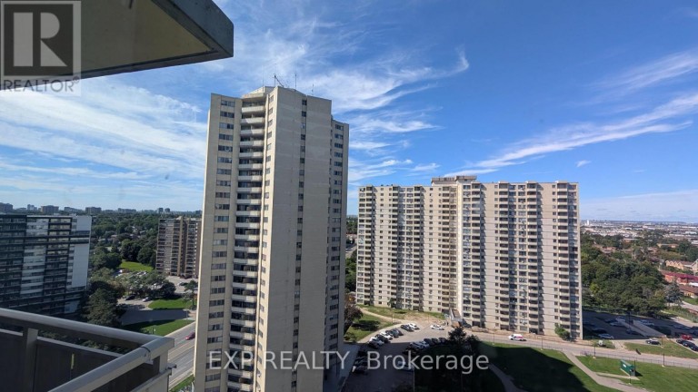 1813 - 320 DIXON ROAD, Toronto (Kingsview Village-The Westway), Ontario, M9R1S8