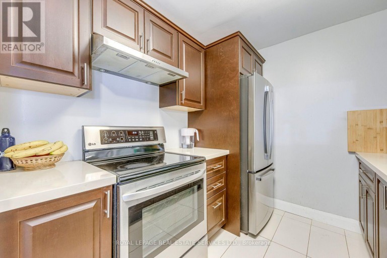 911 - 1450 GLEN ABBEY GATE, Oakville (GA Glen Abbey), Ontario, L6M2V7