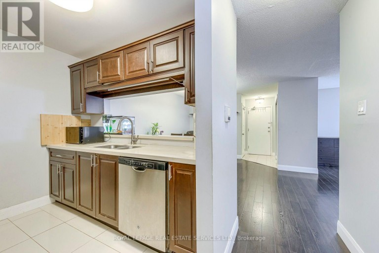 911 - 1450 GLEN ABBEY GATE, Oakville (GA Glen Abbey), Ontario, L6M2V7