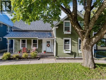 576 Charlotte Street Fredericton New Brunswick photo 1