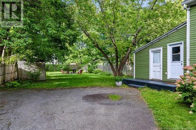 576 Charlotte Street Fredericton New Brunswick photo 35