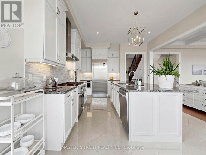 61 GRANGE DRIVE, Richmond Hill (Jefferson), Ontario, L4E1E2