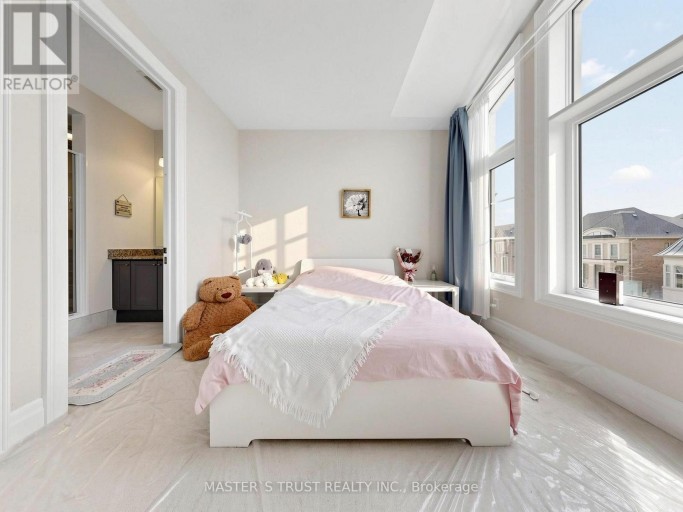 61 GRANGE DRIVE, Richmond Hill (Jefferson), Ontario, L4E1E2