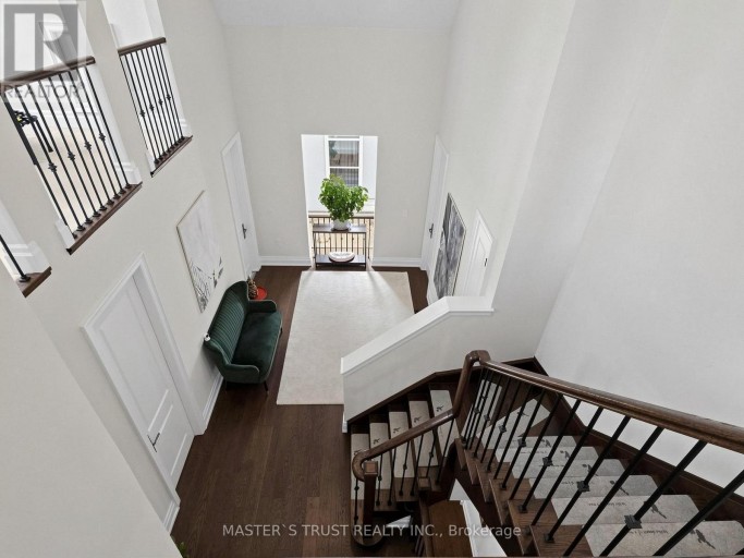 61 GRANGE DRIVE, Richmond Hill (Jefferson), Ontario, L4E1E2
