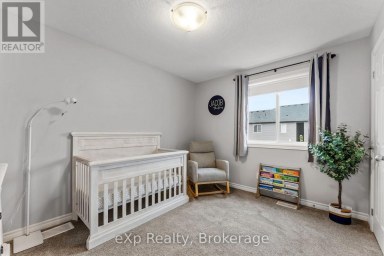 27 ROBERTSON DRIVE Stratford Ontario photo 23