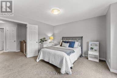 27 ROBERTSON DRIVE Stratford Ontario photo 28