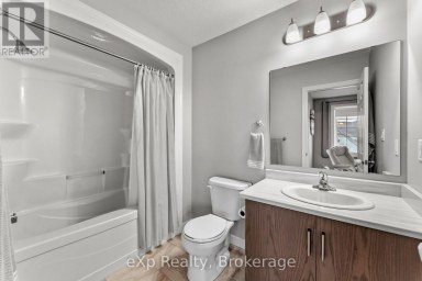 27 ROBERTSON DRIVE Stratford Ontario photo 30