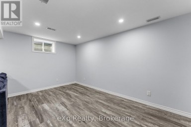 27 ROBERTSON DRIVE Stratford Ontario photo 34