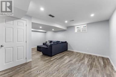 27 ROBERTSON DRIVE Stratford Ontario photo 35