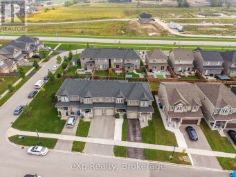 27 ROBERTSON DRIVE Stratford Ontario photo 46