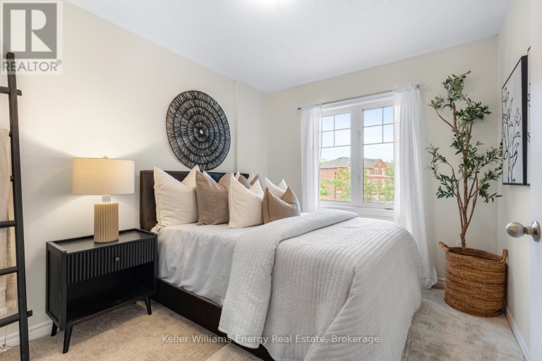 16 STREATHERN WAY, Clarington (Bowmanville), Ontario, L1C0S4