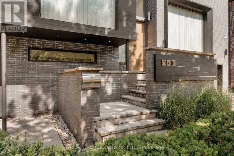 436 GLENGARRY AVENUE, Toronto (Bedford Park-Nortown), Ontario, M5M1E8