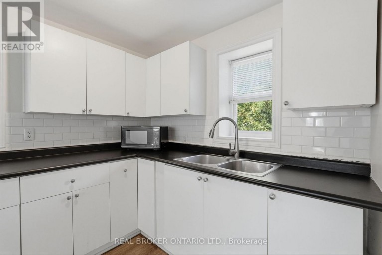 6 TEMPERANCE STREET, Uxbridge, Ontario, L0E1T0
