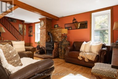 2322 OLD MUSKOKA ROAD Huntsville (Stephenson) Ontario photo 13