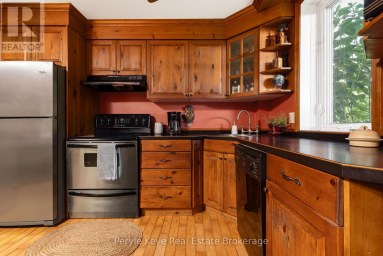 2322 OLD MUSKOKA ROAD Huntsville (Stephenson) Ontario photo 18