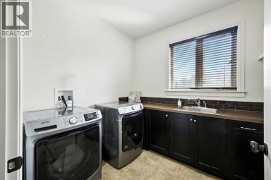 62 Posthill Drive SW Calgary Alberta photo 34