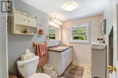 2523 OLD HASTINGS ROAD Limerick Ontario photo 35