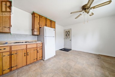 43 ADELAIDE ST STREET Quinte West (Frankford Ward) Ontario photo 17