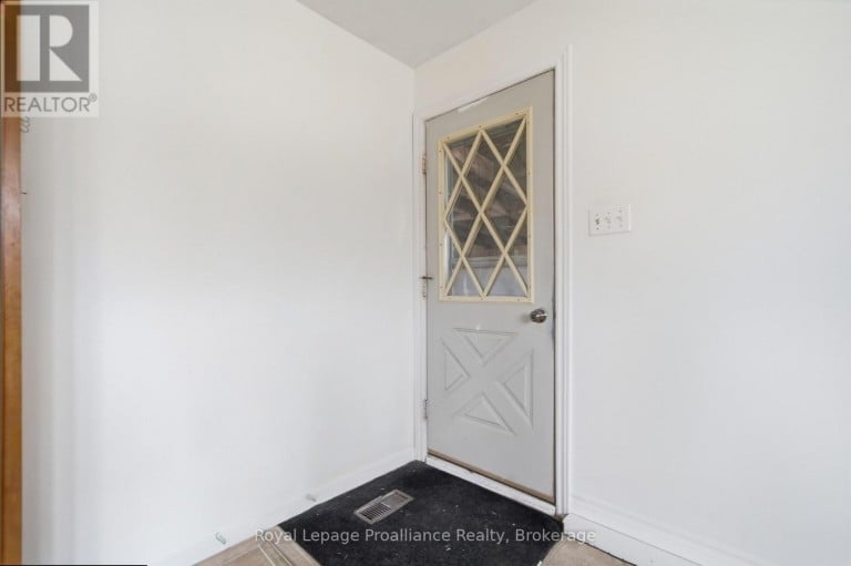 43 ADELAIDE ST STREET, Quinte West (Frankford Ward), Ontario, K0K2C0