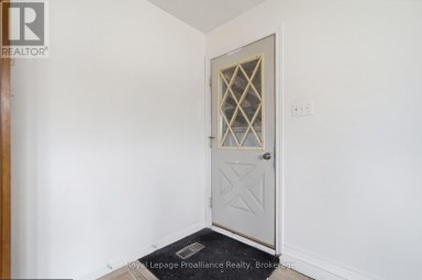 43 ADELAIDE ST STREET Quinte West (Frankford Ward) Ontario photo 22
