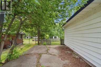 43 ADELAIDE ST STREET Quinte West (Frankford Ward) Ontario photo 29