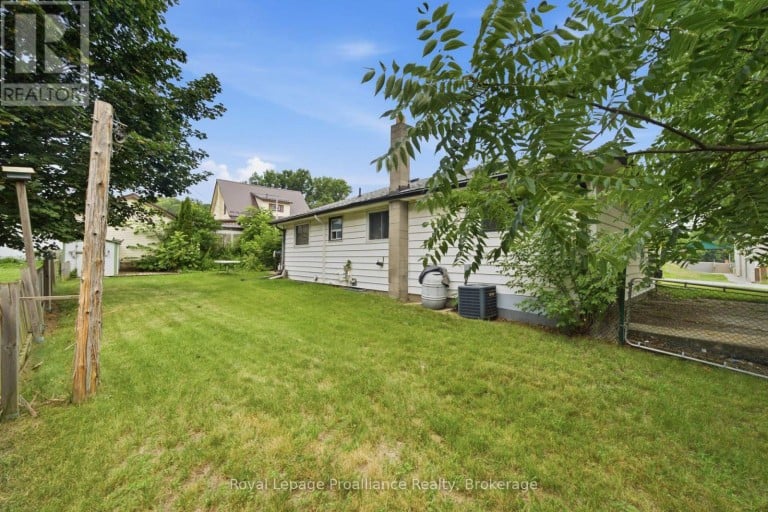 43 ADELAIDE ST STREET, Quinte West (Frankford Ward), Ontario, K0K2C0