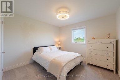 78 - 80 MARSH AVENUE Peterborough (Northcrest Ward 5) Ontario photo 31