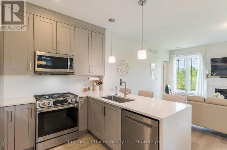 78 - 80 MARSH AVENUE, Peterborough (Northcrest Ward 5), Ontario, K9H0J5