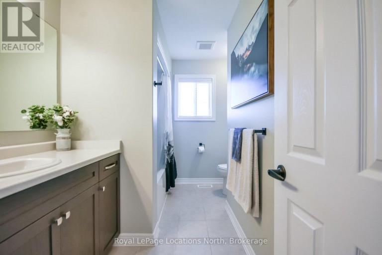 25 MAIDENS CRESCENT, Collingwood, Ontario, L9Y3B7