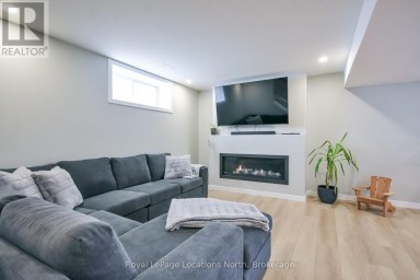 25 MAIDENS CRESCENT Collingwood Ontario photo 21