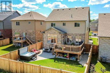25 MAIDENS CRESCENT Collingwood Ontario photo 32