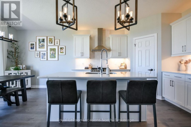 25 MAIDENS CRESCENT, Collingwood, Ontario, L9Y3B7