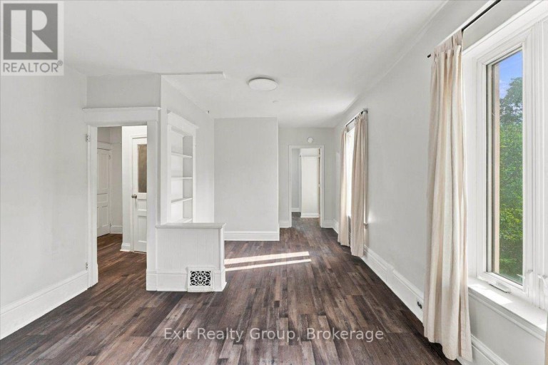 185 FOSTER AVENUE, Belleville (Belleville Ward), Ontario, K8N3P8