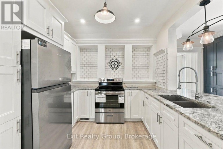 185 FOSTER AVENUE, Belleville (Belleville Ward), Ontario, K8N3P8