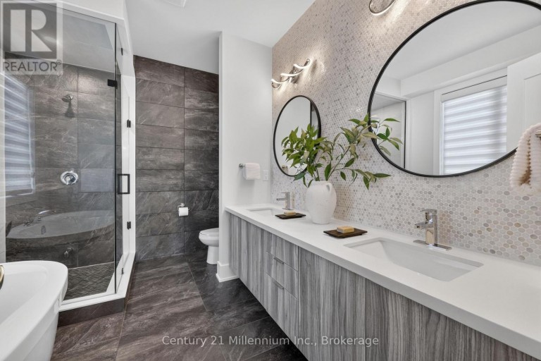 126 TEKIAH ROAD, Blue Mountains, Ontario, N0H1J0