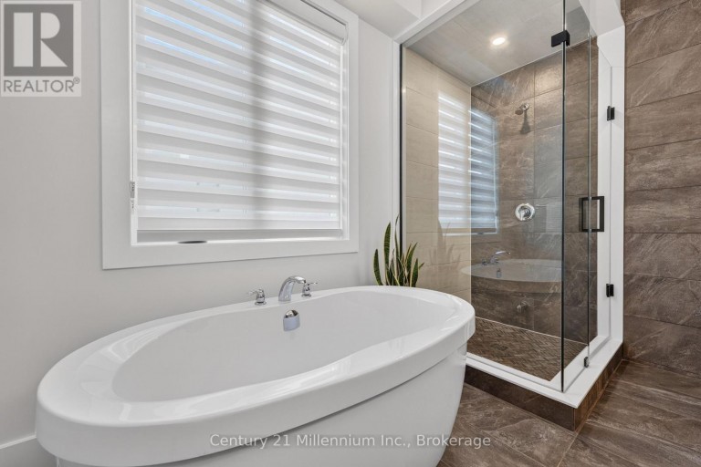 126 TEKIAH ROAD, Blue Mountains, Ontario, N0H1J0