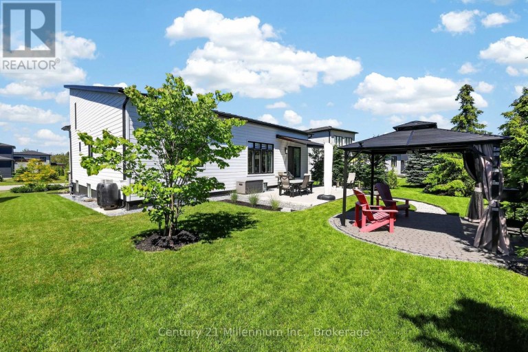 126 TEKIAH ROAD, Blue Mountains, Ontario, N0H1J0