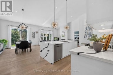 126 TEKIAH ROAD Blue Mountains Ontario photo 9