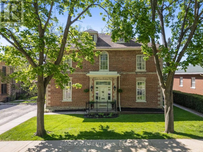 69 BOND STREET W, Kawartha Lakes (Lindsay), Ontario, K9V3R3