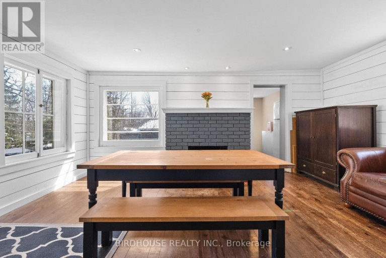 69 BOND STREET W, Kawartha Lakes (Lindsay), Ontario, K9V3R3